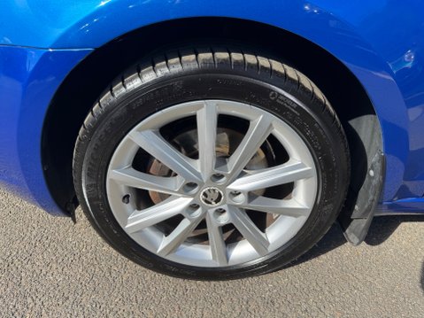 Skoda Octavia ELEGANCE TDI CR DSG 30