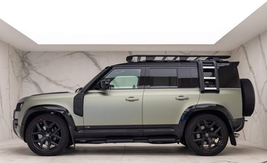 Land Rover Defender V8 3