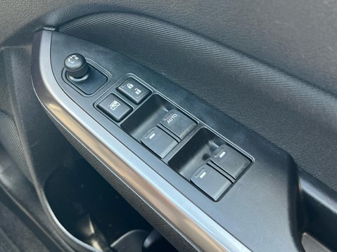 Suzuki Vitara SZ-T 43