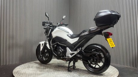 Honda NC700 2012 ONLY 19K NEW MOT 47BHP A2 READY SERVICED COMMUTER BIKE 8