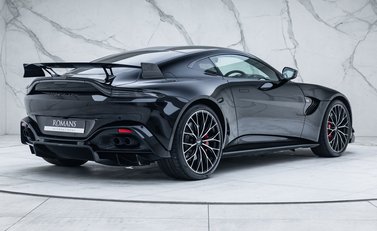 Aston Martin Vantage F1 EDITION 3