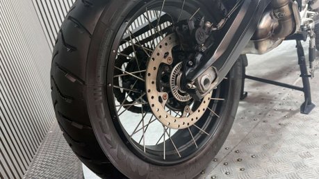 BMW F 850 GS TE 2022 TRIPLE BLACK 1 OWNER ONLY 6K STUNNING ADV BIKE 38