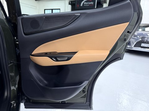 Lexus NX 450H PLUS TAKUMI 70