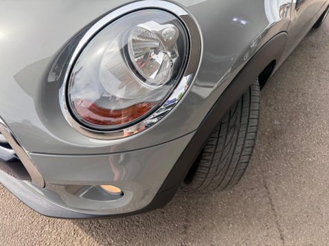 Mini Hatch 1.5 Cooper Euro 6 (s/s) 3dr 35