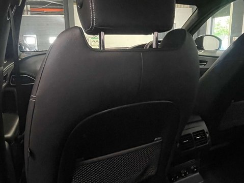 Jaguar F-Pace 2.0 F-PACE R-Sport AWD D Auto 4WD 5dr 42