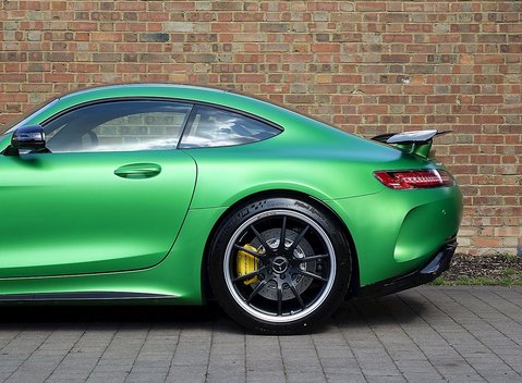 Mercedes-Benz AMG GT R GT R 5