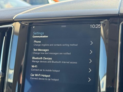 Volvo XC60 2.0 D4 Momentum Auto AWD Euro 6 (s/s) 5dr 26