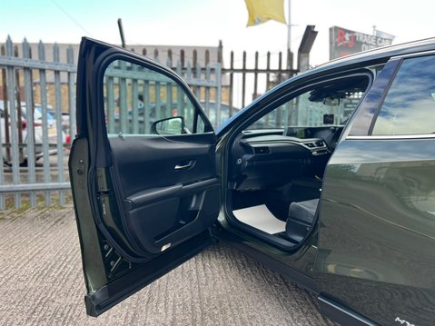 Lexus Ux 250H 65
