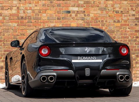 Ferrari F12 Berlinetta 3
