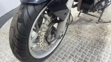 BMW F800 2012 38K GOOD RUNNING PROJECT BIKE SPARES OR REPAIR 800CC 24