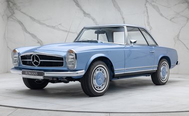 Mercedes-Benz 280 SL W113 Pagoda 5
