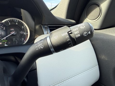Land Rover Discovery Sport 1.5 P300e 12.2kWh Urban Edition SUV 5dr Petrol Plug-in Hybrid Auto 4WD Euro 39