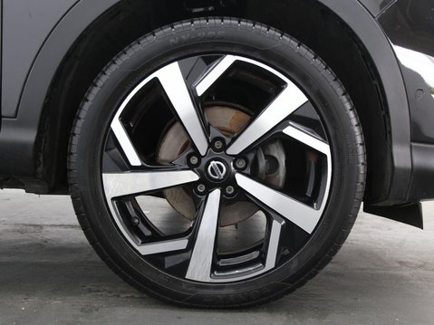 Nissan Qashqai 1.5 dCi Tekna Euro 6 (s/s) 5dr 27