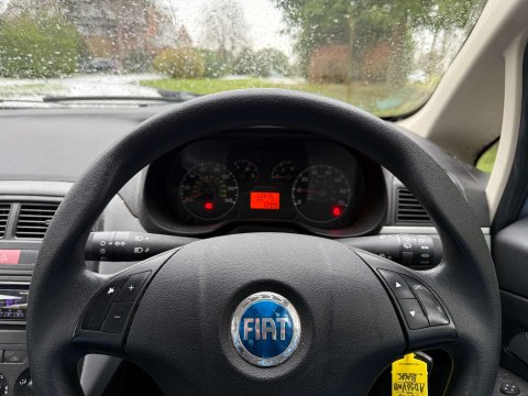 Fiat Grande Punto 1.2 Punto Active 5dr 11