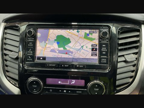 Mitsubishi L200 2.4 L200 Barbarian DI-D 4WD 13