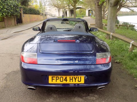 Porsche 911 (996) Carrera 4 Cabriolet 12