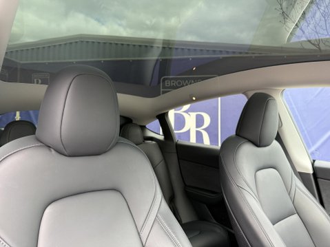 Tesla Model Y SUV 5dr Electric Auto RWD (346 ps) 46