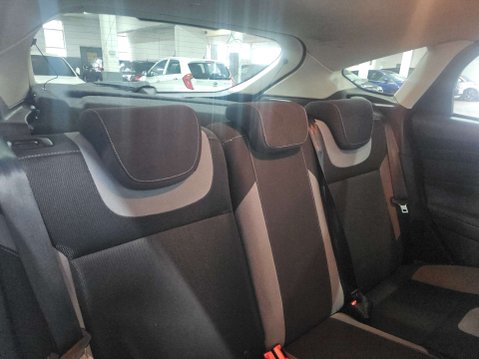 Ford Focus 1.6 Focus Zetec 105 5dr 16