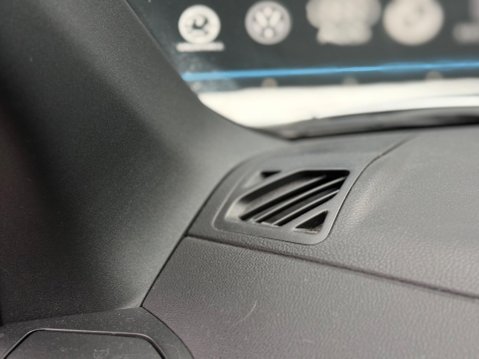 Nissan X-Trail 2.0 dCi Tekna Auto 4WD Euro 5 5dr (AVM) 71