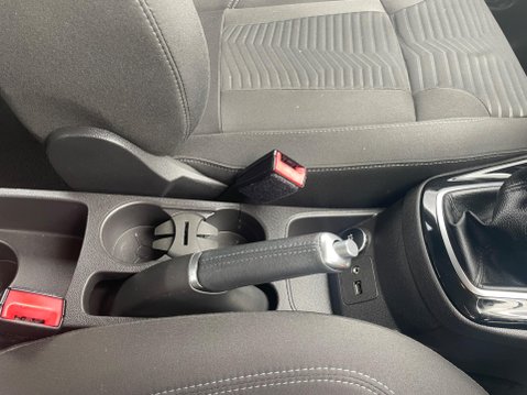 Ford Fiesta 1.0T EcoBoost Zetec Euro 6 (s/s) 5dr 26