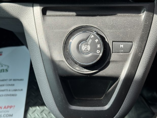 Vauxhall Vivaro Crew Cab AUTO LWB L2H1 Low Roof 3100 Elite Air Con Alloys Sensors Cam Nav E 40