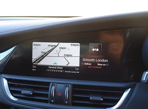 Alfa Romeo Giulia Quadrifoglio 23