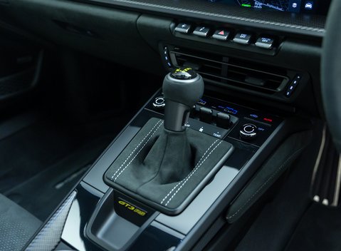 Porsche 911 GT3 RS (992) 24