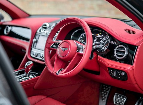 Bentley Bentayga 11