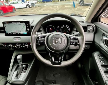 Honda HR-V 1.5 HR-V Elegance i-MMD CVT 5dr 18