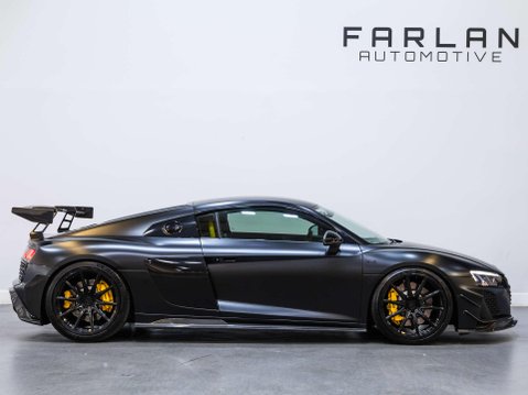 Audi R8 5.2 FSI V10 Coupe 2dr Petrol S Tronic Euro 6 (s/s) (540 ps) 24