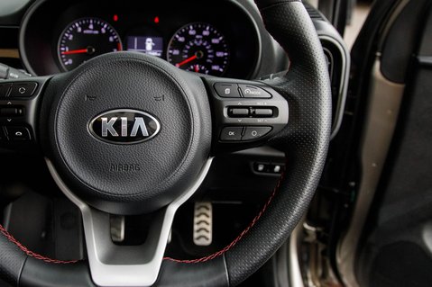 Kia Picanto GT-LINE S 19