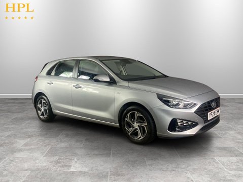 Hyundai i30 1.0 T-GDi MHEV SE Connect Hatchback 5dr Petrol Hybrid DCT Euro 6 (s/s) (120 1