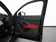 Audi RS Q3 2.5 TFSI Audi Sport Edition SUV 5dr Petrol S Tronic quattro Euro 6 (s/s) (4 18