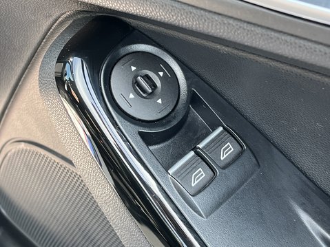 Ford Fiesta 1.0 EcoBoost Zetec 3dr 19