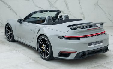 Porsche 911 Turbo S Cabriolet (992) 15
