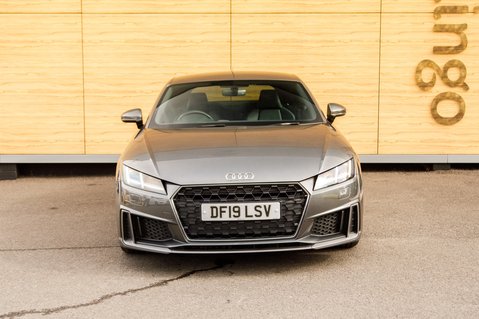 Audi TT TFSI S LINE 5