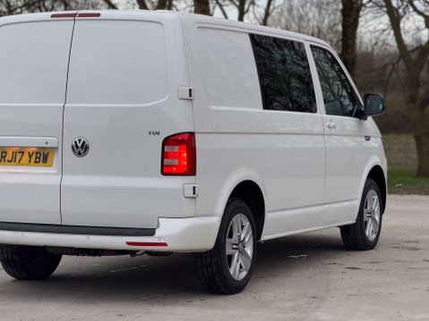Volkswagen Transporter 2.0 Transporter T32 Highline TDI BlueMotion Technology 22
