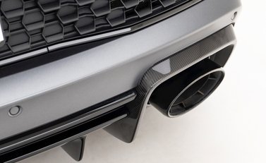 Audi R8 V10 Performance Carbon Black 16