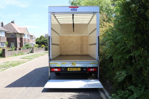Ford Transit 2.0 350 EcoBlue Leader Luton Taillift FWD L3 Euro 6 (130 ps) 8