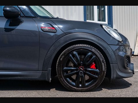 Mini Hatch 2.0 John Cooper Works 3dr 6