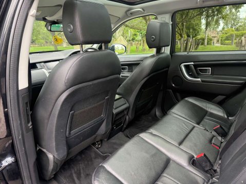 Land Rover Discovery Sport 2.0 Discovery Sport HSE TD4 Auto 4WD 5dr 15