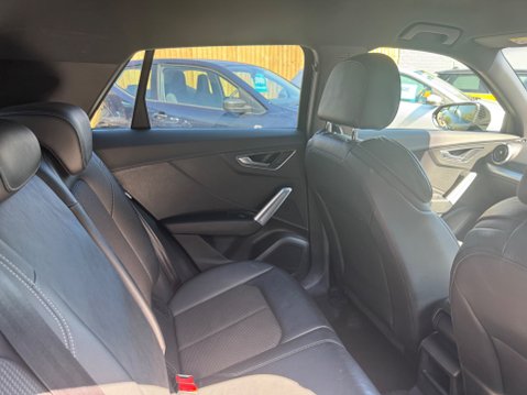 Audi Q2 TFSI S LINE 32