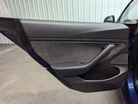 Tesla Model 3 Model 3 Long Range AWD 4WD 4dr 69