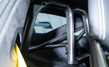 Porsche 911 GT3 RS Weissach (992) 9