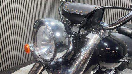 Suzuki Intruder 800 2008 ONLY 25K 800CC CRUISER BIKE NEW MOT SERVICED A2 14