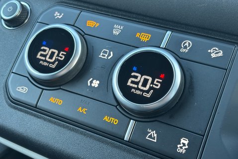 Land Rover Defender 90 D250 Hard Top SE MHEV 16