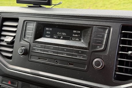 Volkswagen Crafter CR35 TDI L H/R P/V STARTLINE 19