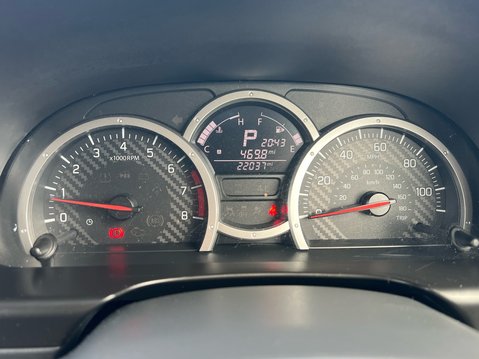 Suzuki Jimny SZ4 11