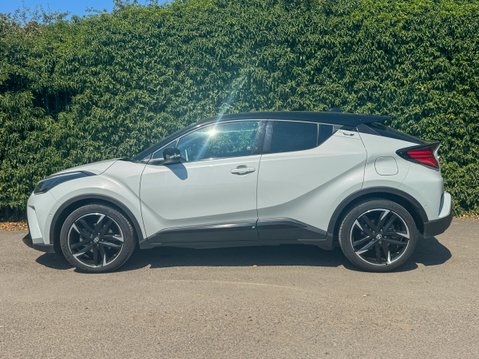 Toyota C-HR 2.0 VVT-h GR SPORT SUV 5dr Petrol Hybrid CVT Euro 6 (s/s) (184 ps) 33