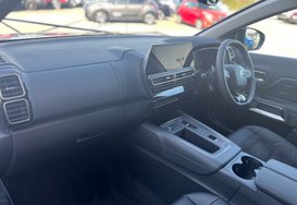 Citroen C5 Aircross PURETECH MAX EDITION 1.2 HYBRID AUTO 28
